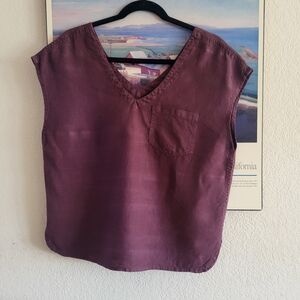 nPL Short Sleeve Top